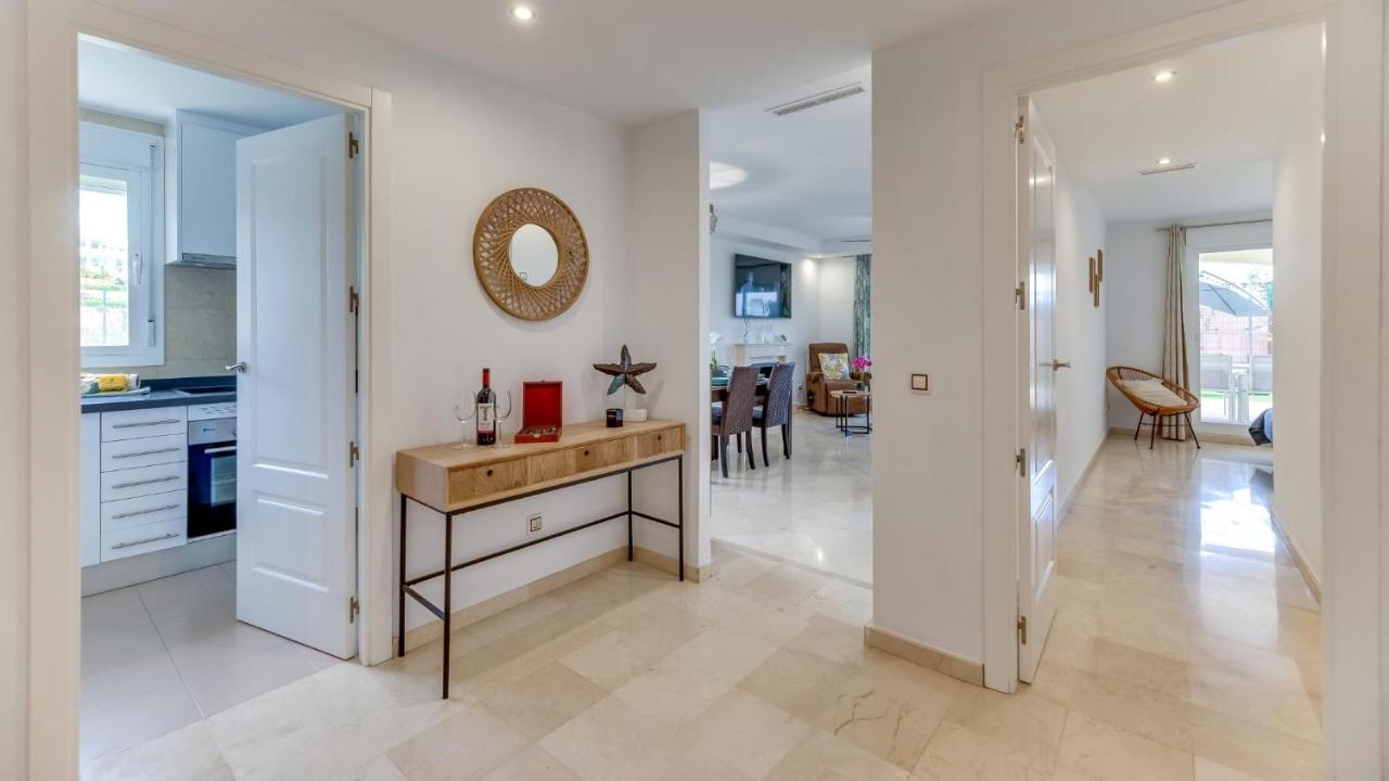 Magic Corner On Golden Mile Apartment *