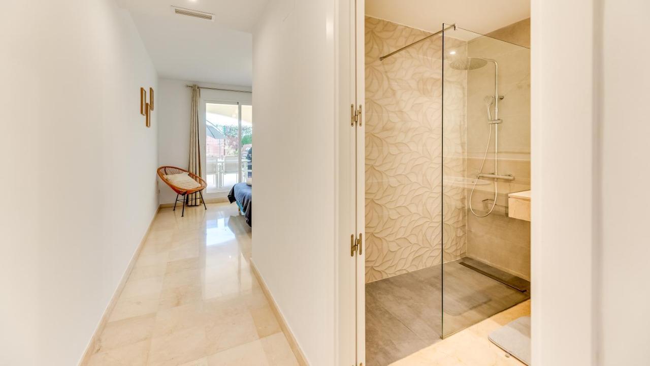 Magic Corner On Golden Mile * Marbella